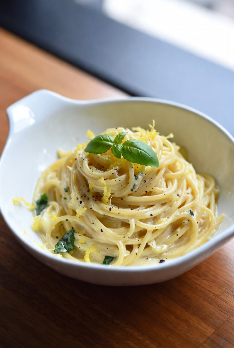 Espaguete ao Limone (Cremoso e Refrescante)